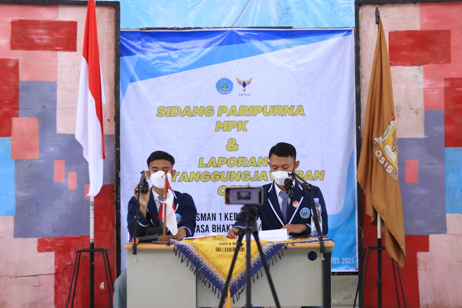 SIDANG PARIPURNA MPK DAN LPJ OSIS TAHUN PELAJARAN 2020-2021